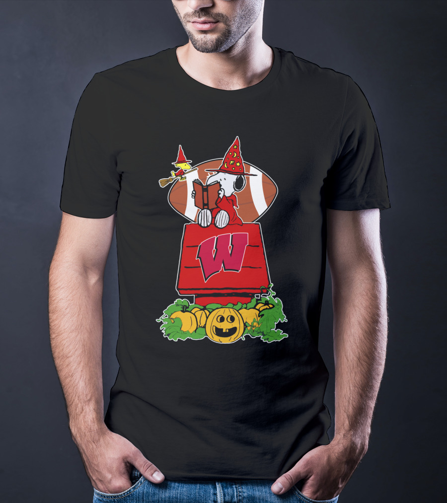 Wisconsin Badgers Halloween Football Snoopy Witch Woodstock Pumpkin House T-Shirt