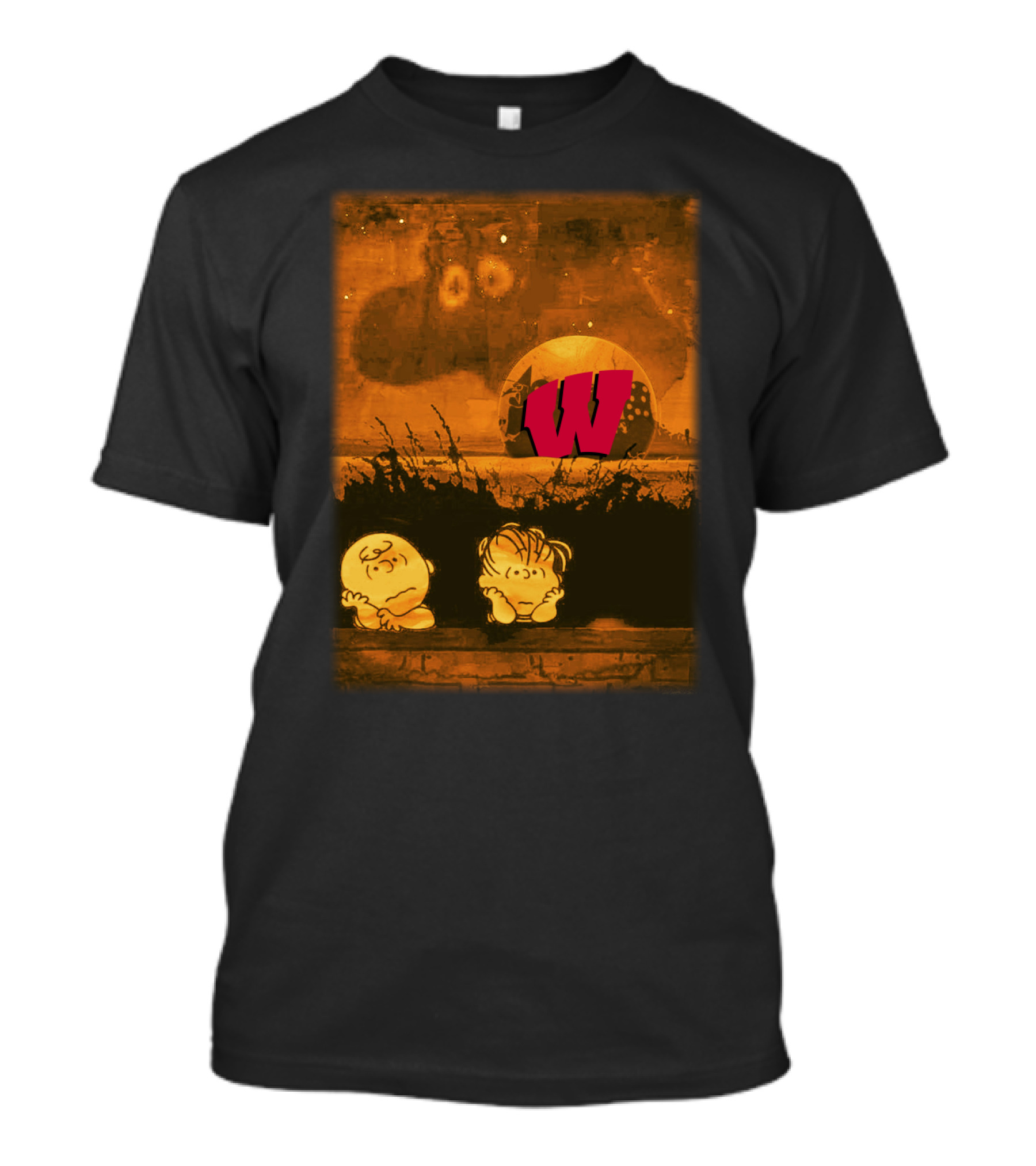 Wisconsin Badgers Halloween Peanuts Football Pumpkin Scene T-Shirt