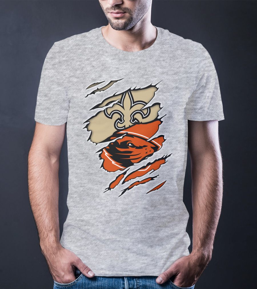 Saints Fleur-de-lis And Beavers Mascot Ripped T-Shirt