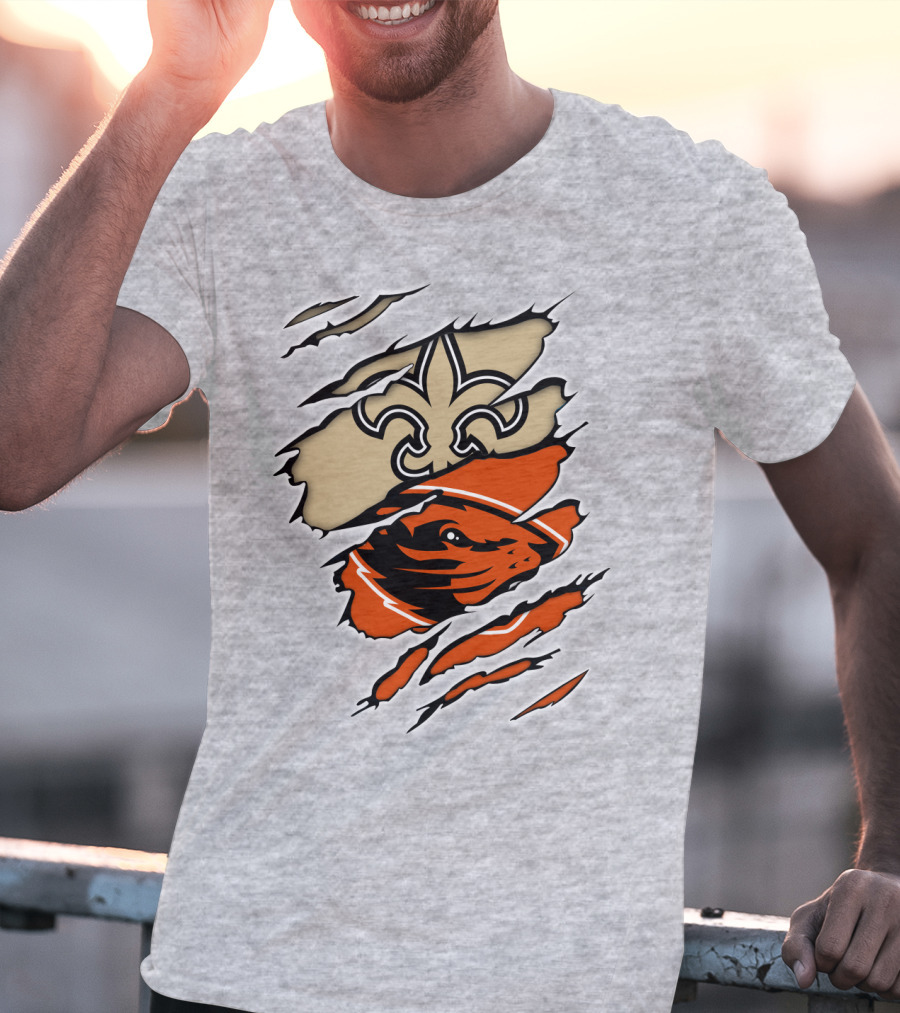 Saints Fleur-de-lis And Beavers Mascot Ripped T-Shirt