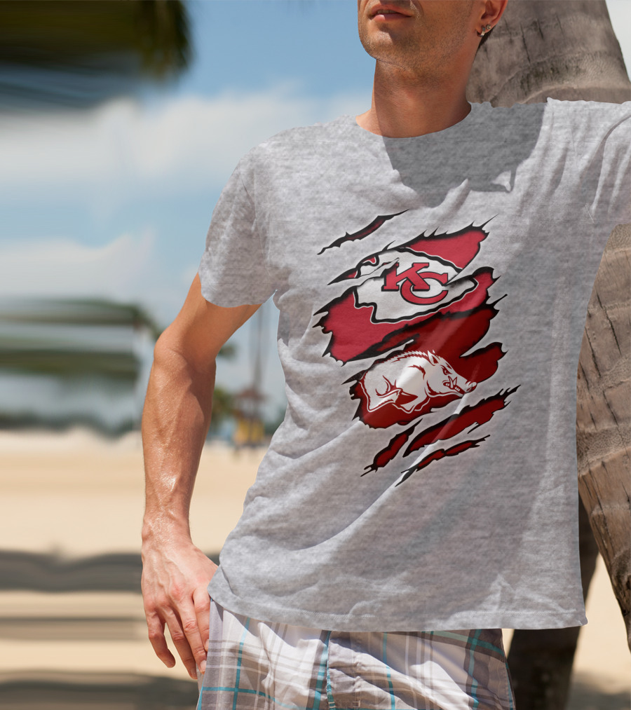 Kansas City Chiefs Arkansas Razorbacks Claw Rip Fusion T-Shirt