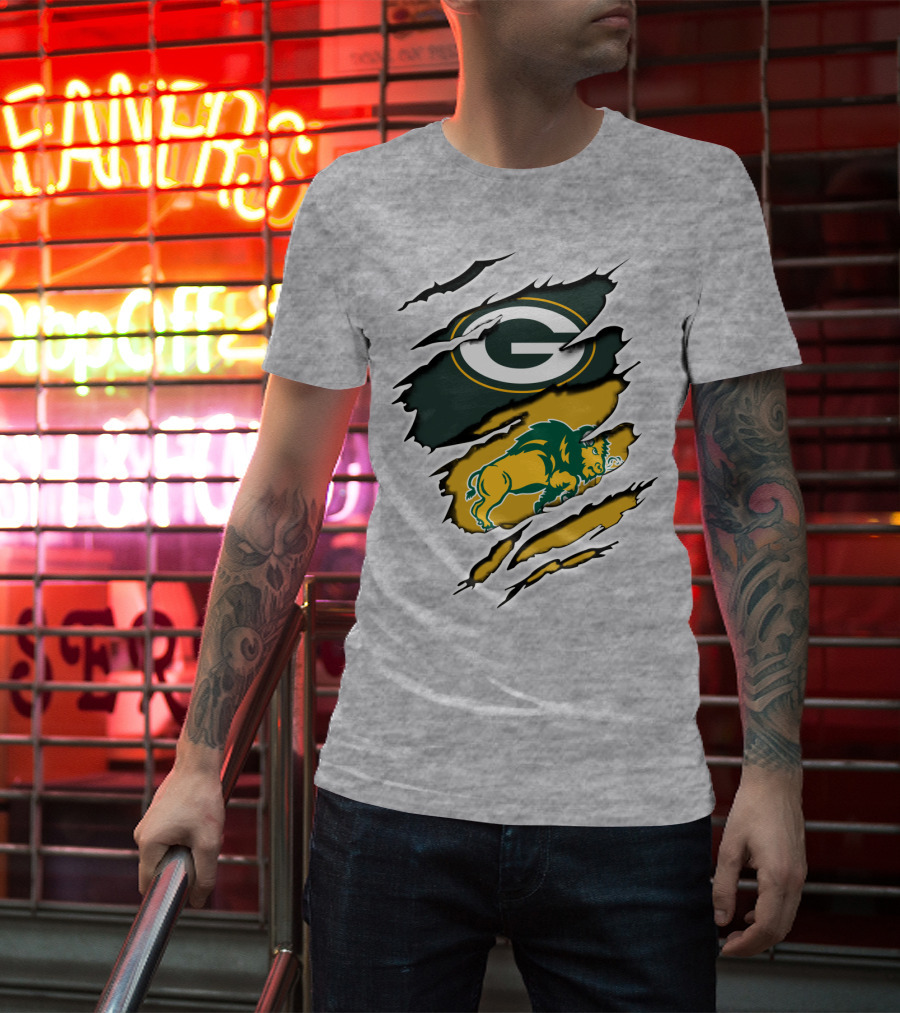 Packers Green And Gold G Logo With Dakota Bison Ripped T-Shirt
