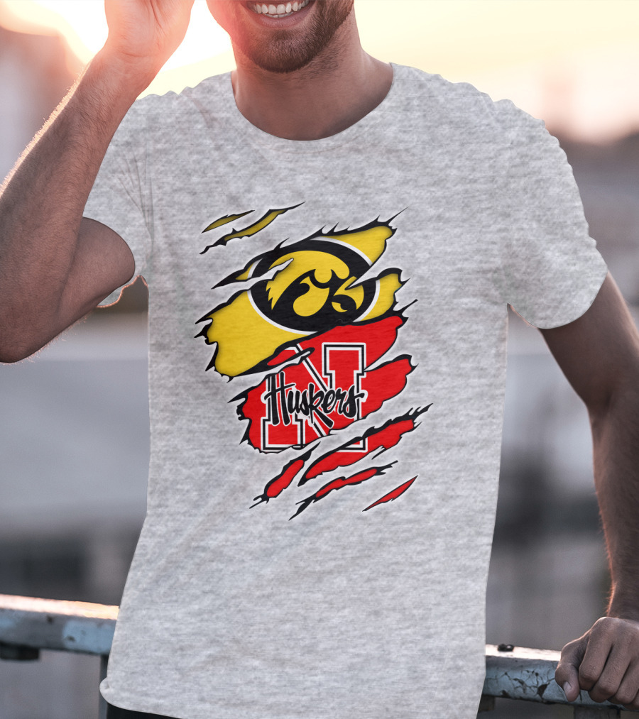 Hawkeyes Huskers Iowa Nebraska Clash T-Shirt