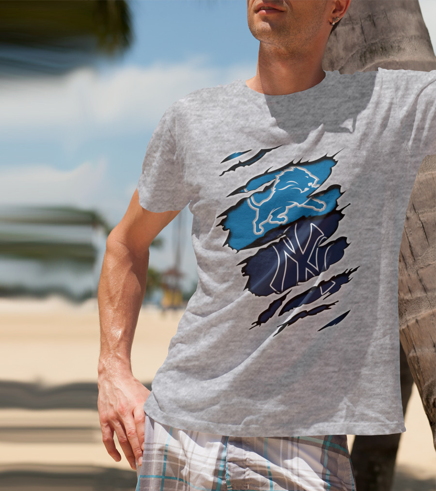 Detroit Lions And New York Yankees Ripped Claw T-Shirt
