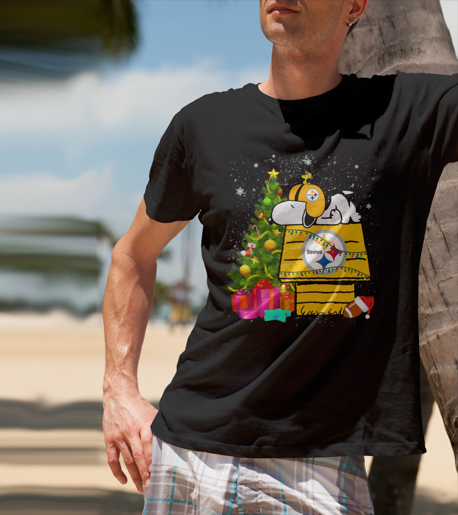 Pittsburgh Steelers Snoopy Christmas Peanuts Doghouse Football T-Shirt