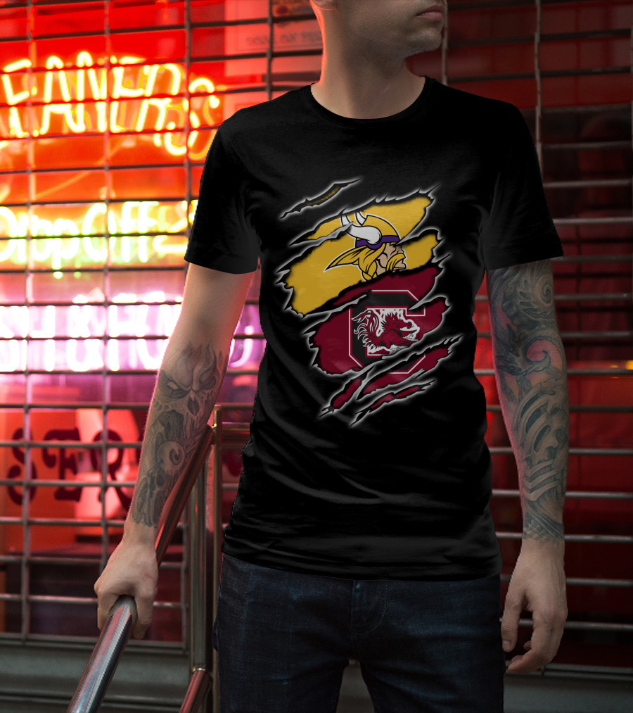 Minnesota Vikings South Carolina Gamecocks Scratched Logo Fusion T-Shirt