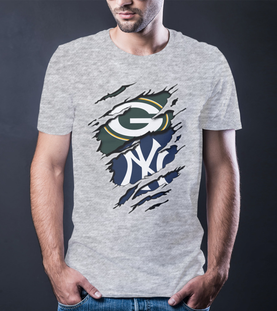 Green Bay Packers New York Yankees Torn Logo Fusion T-Shirt
