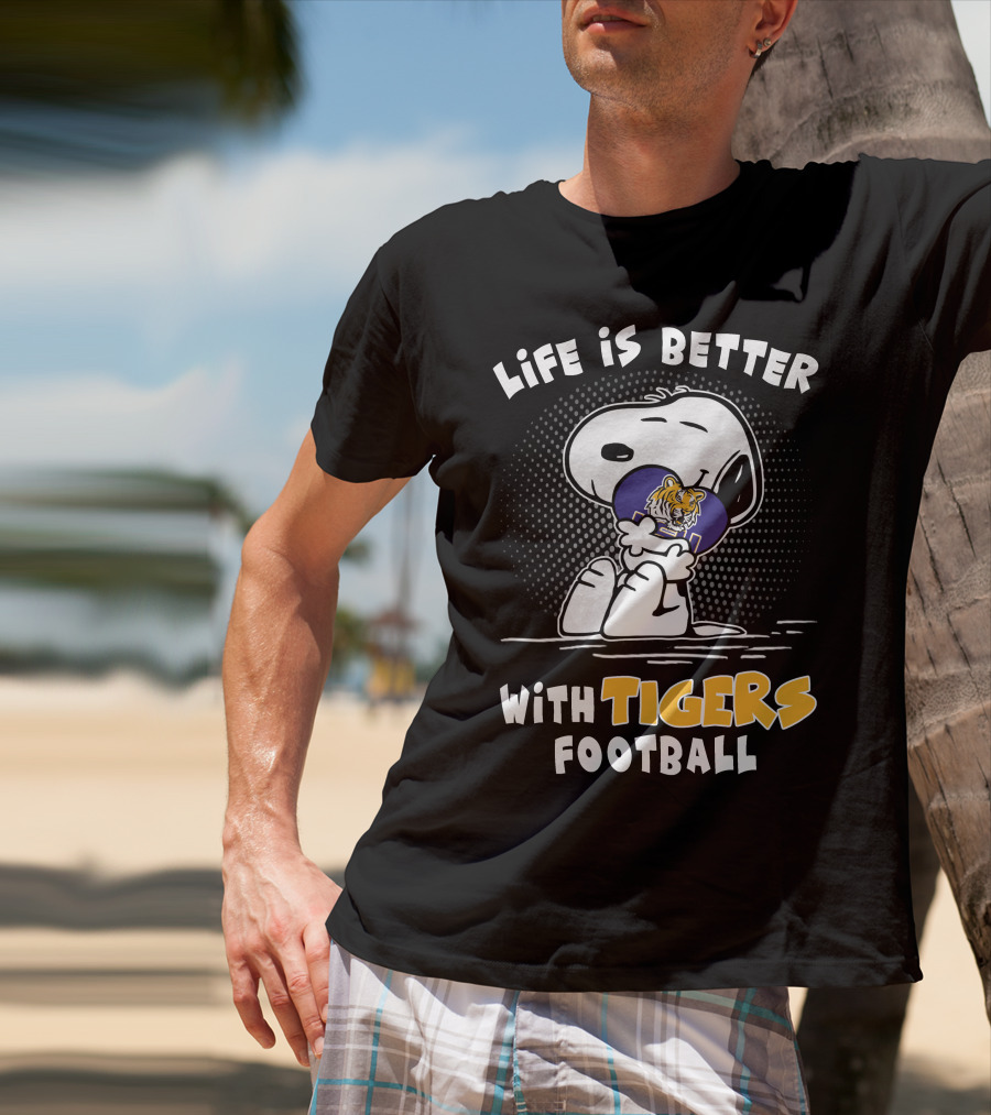 Life Is Better With Tigers Football Snoopy Lsu Tigers Helmet T-Shirt