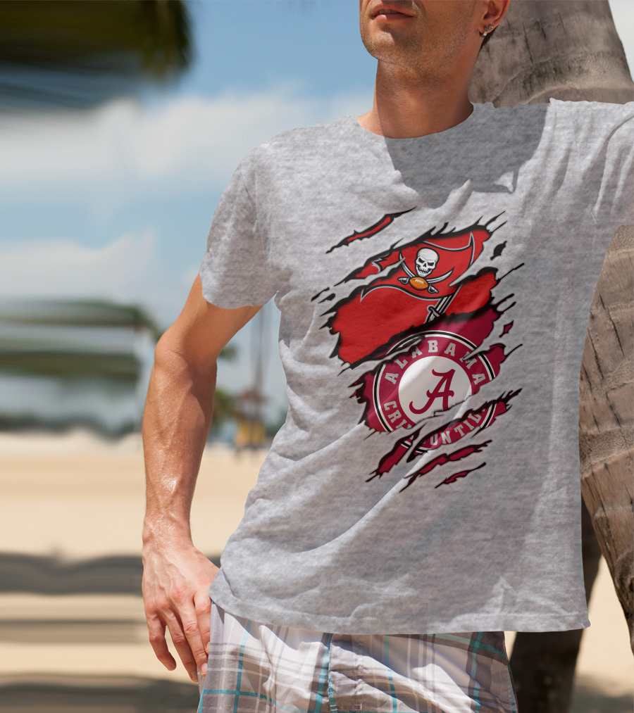 Alabama Crimson Tide Tampa Bay Buccaneers Ripped Flag Fusion T-Shirt
