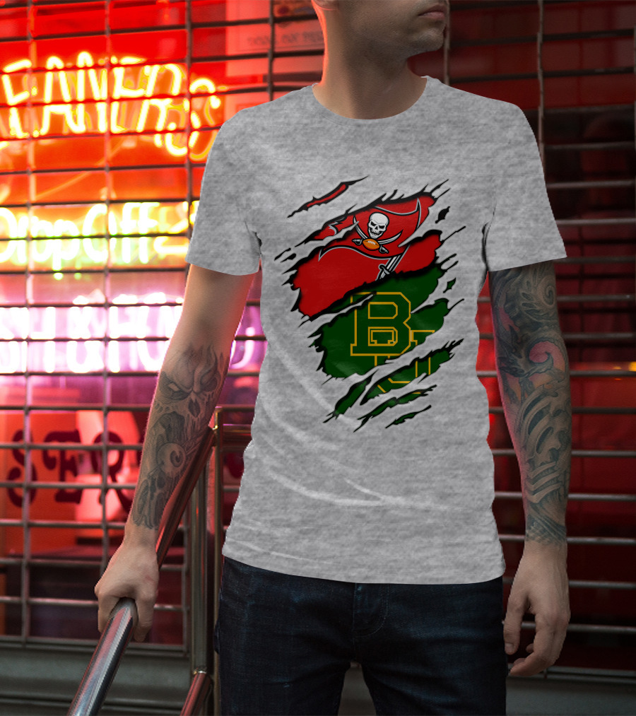 Buccaneers Baylors Skull Flag Ripped T-Shirt