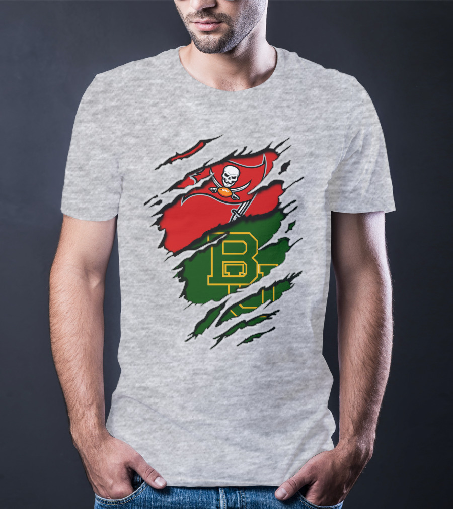 Buccaneers Baylors Skull Flag Ripped T-Shirt