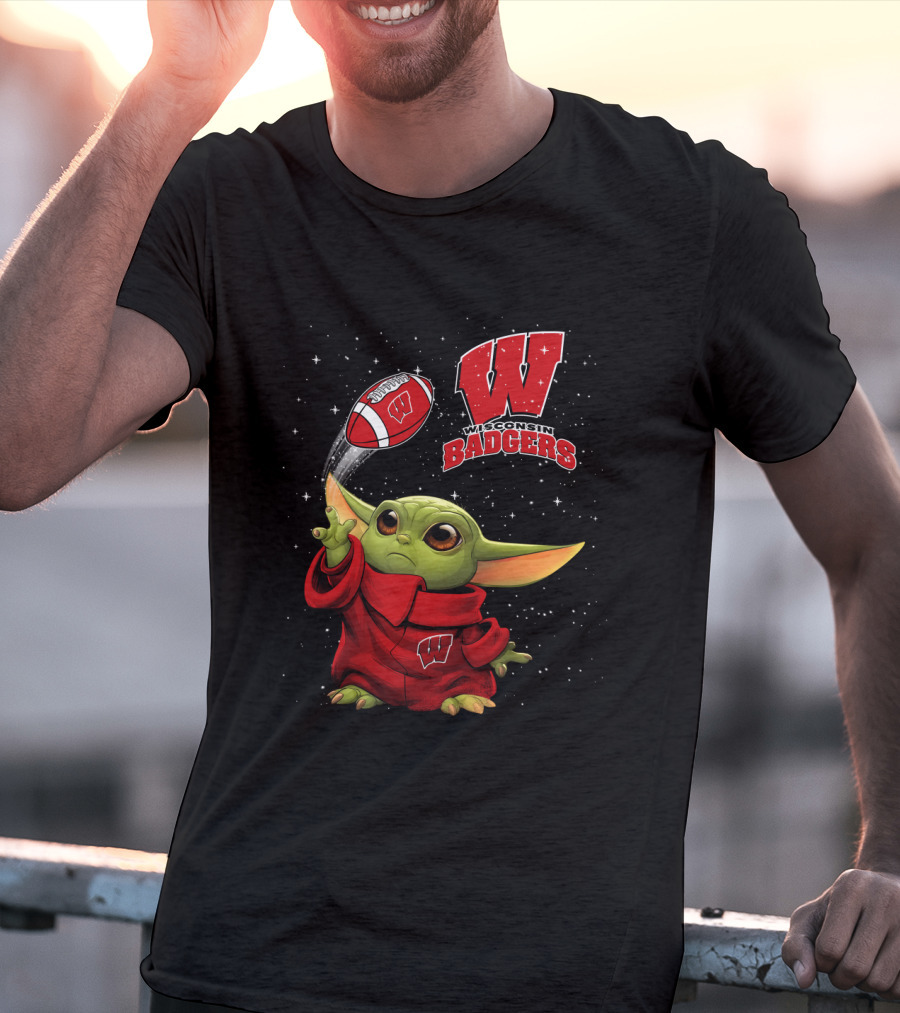 Wisconsin Badgers Baby Yoda Football Star Wars Crossover T-Shirt