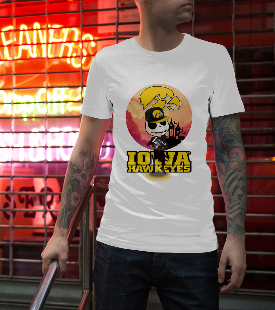 Iowa Hawkeyes Halloween Skull T-Shirt