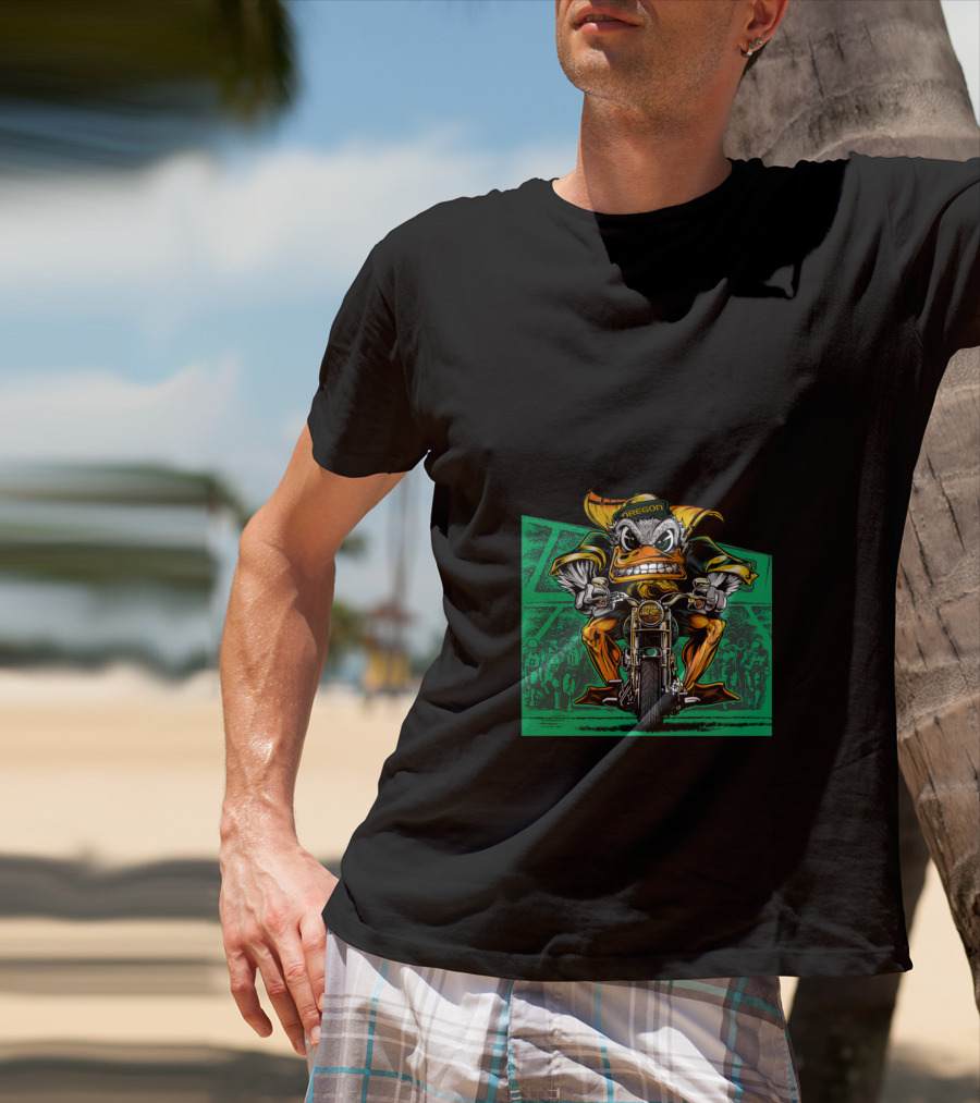 Oregon Duck Riding Motorcycle Bold 2007 Retro Style T-Shirt
