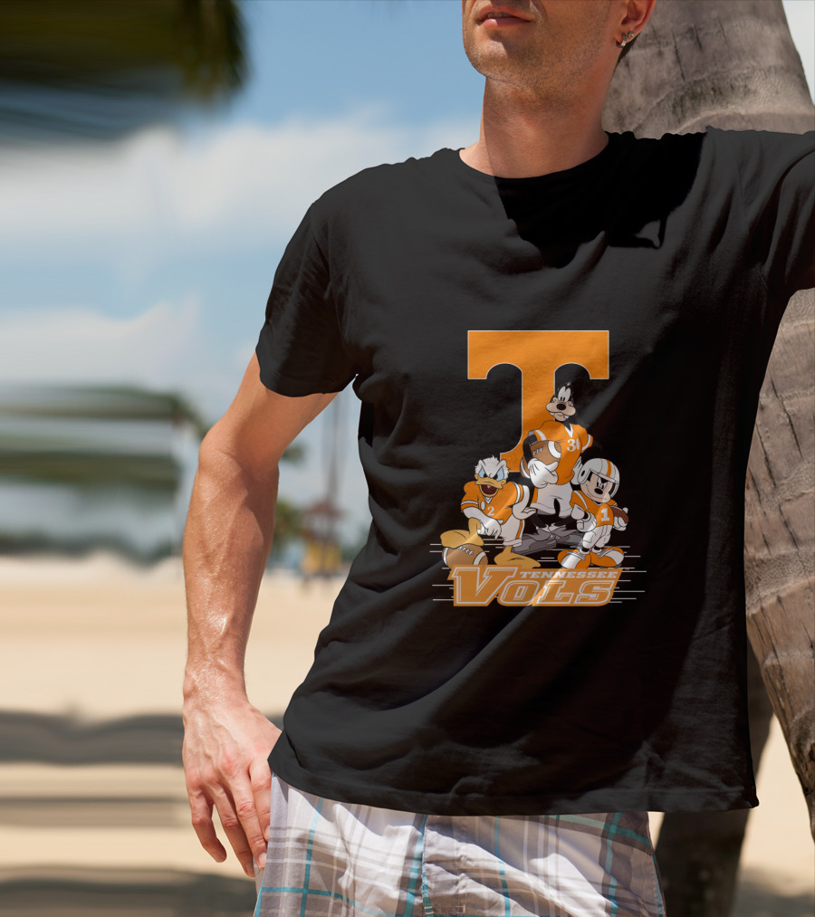 Tennessee Vols T Logo Donald Goofy Mickey Football Players T-Shirt