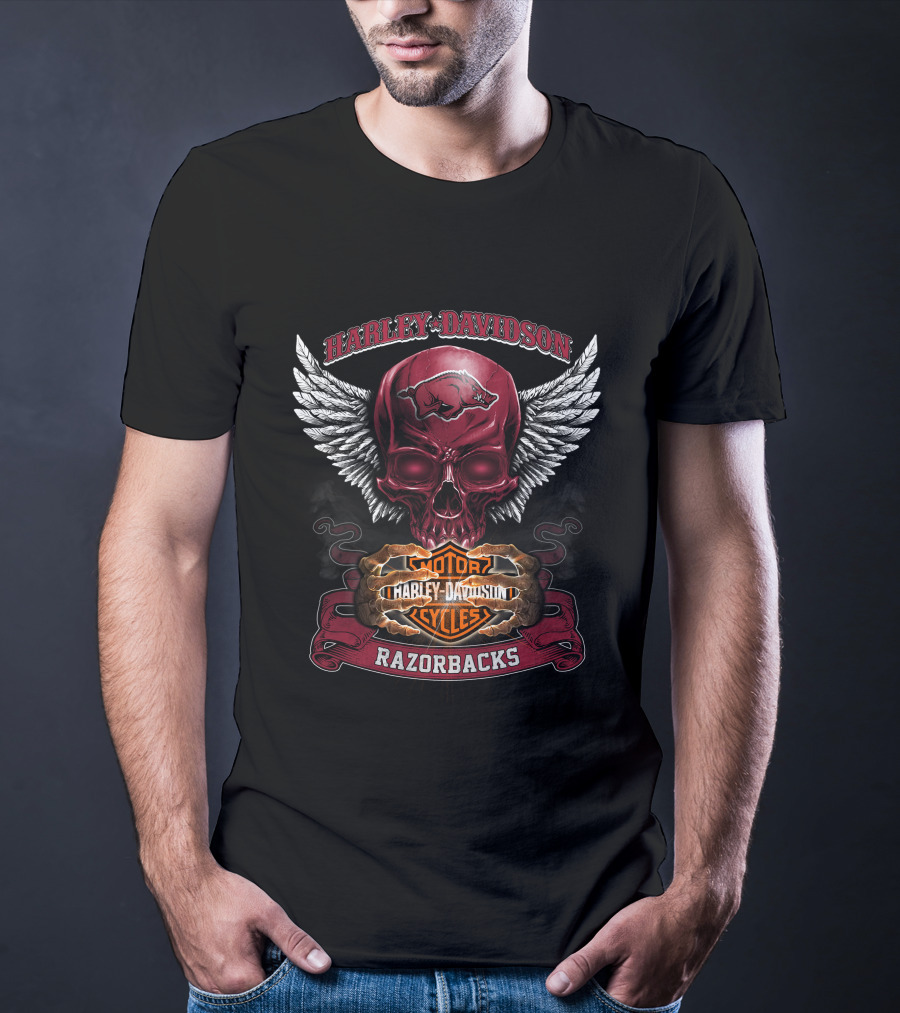 Harley Davidson Arkansas Razorbacks Skull With Wings And Motorcycle T-Shirt