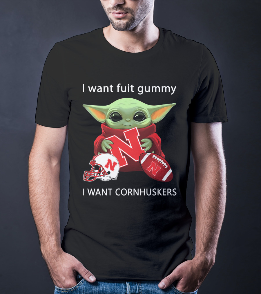I Want Fuit Gummy I Want Cornhuskers Yoda With Nebraska Football Helmet And Ball T-Shirt