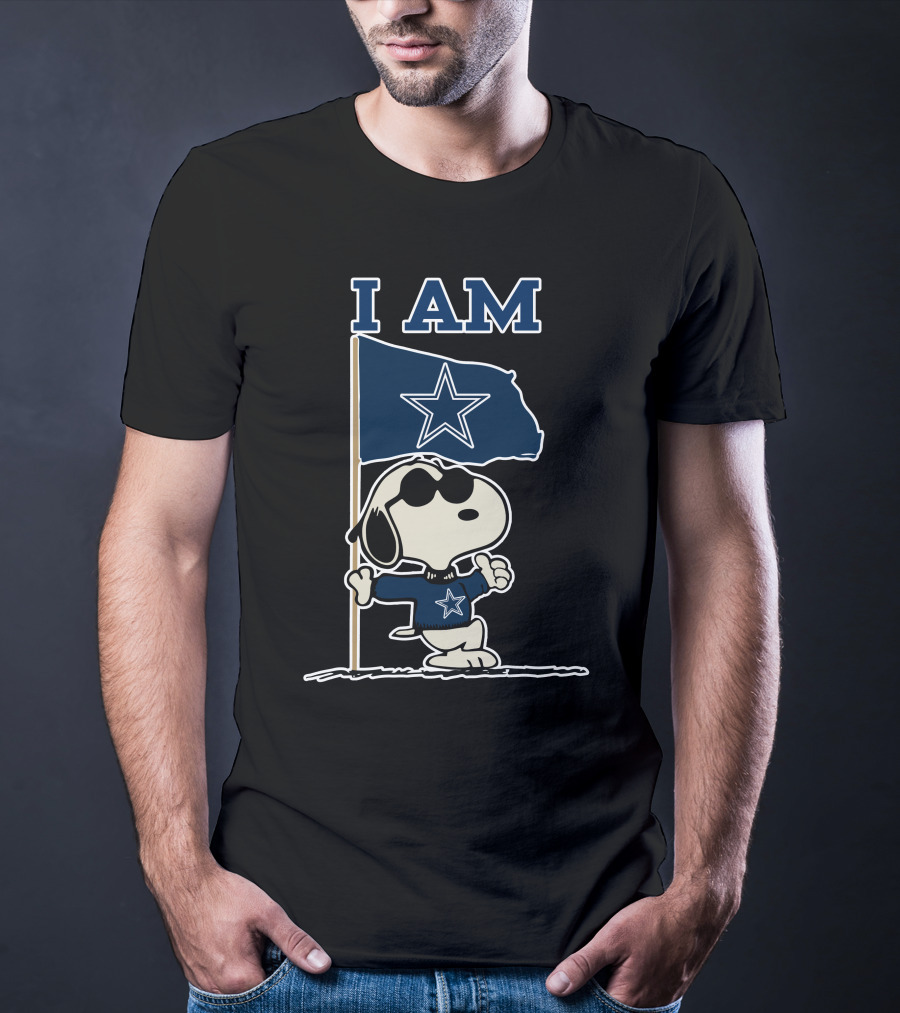 Dallas Cowboys Snoopy I Am Football Fan T-Shirt