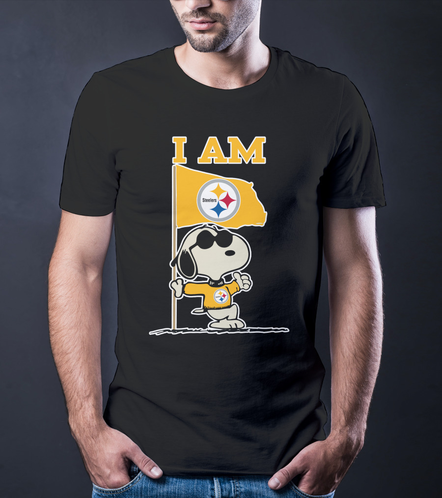 I Am Pittsburgh Steelers Snoopy Flag T-Shirt