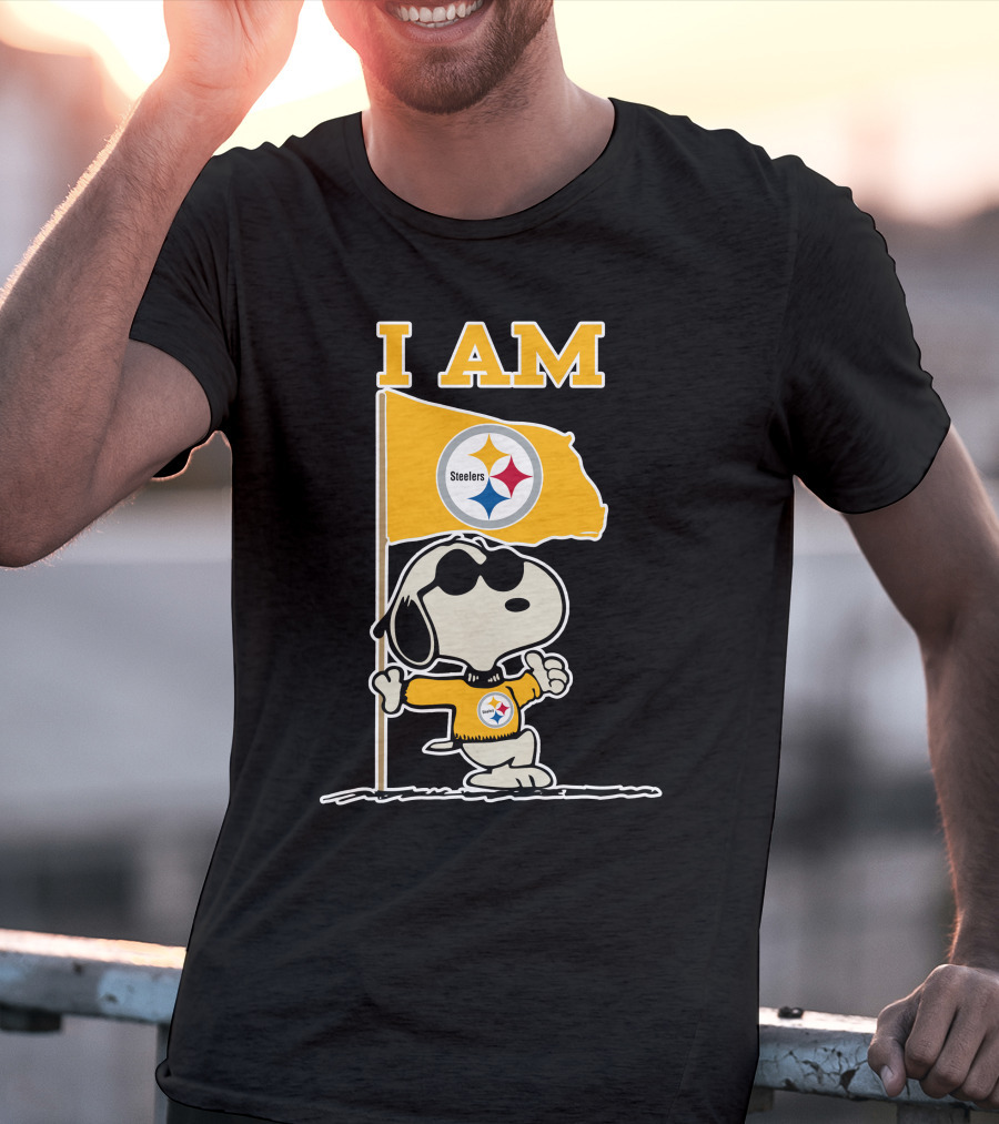 I Am Pittsburgh Steelers Snoopy Flag T-Shirt
