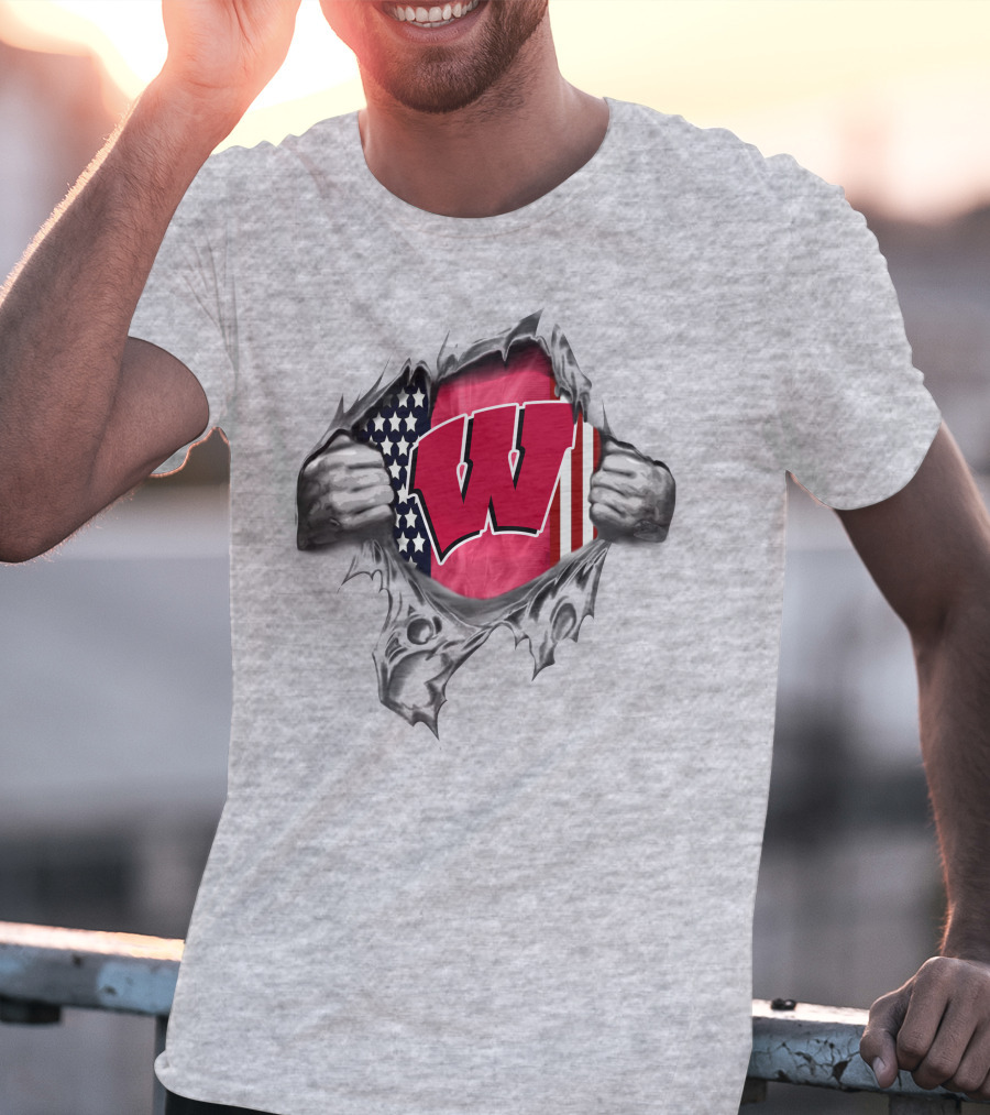 American Flag Wisconsin Badgers Logo W Torn Skin T-Shirt
