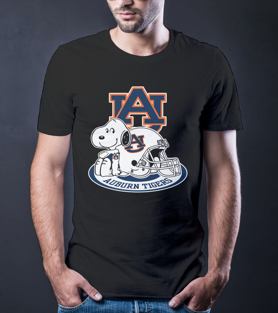 Auburn Tigers Snoopy Au Football Helmet T-Shirt