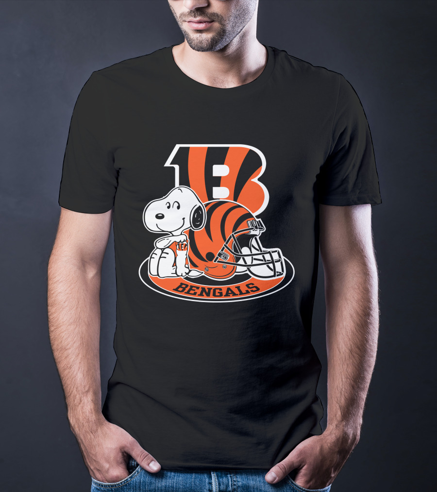 Cincinnati Bengals Snoopy Football Helmet Number One Fan T-Shirt