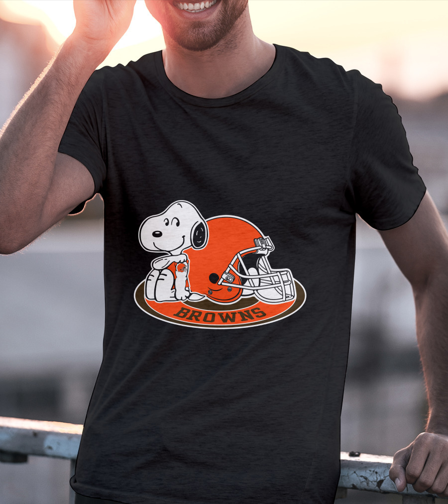 Snoopy Cleveland Browns Helmet Browns T-Shirt
