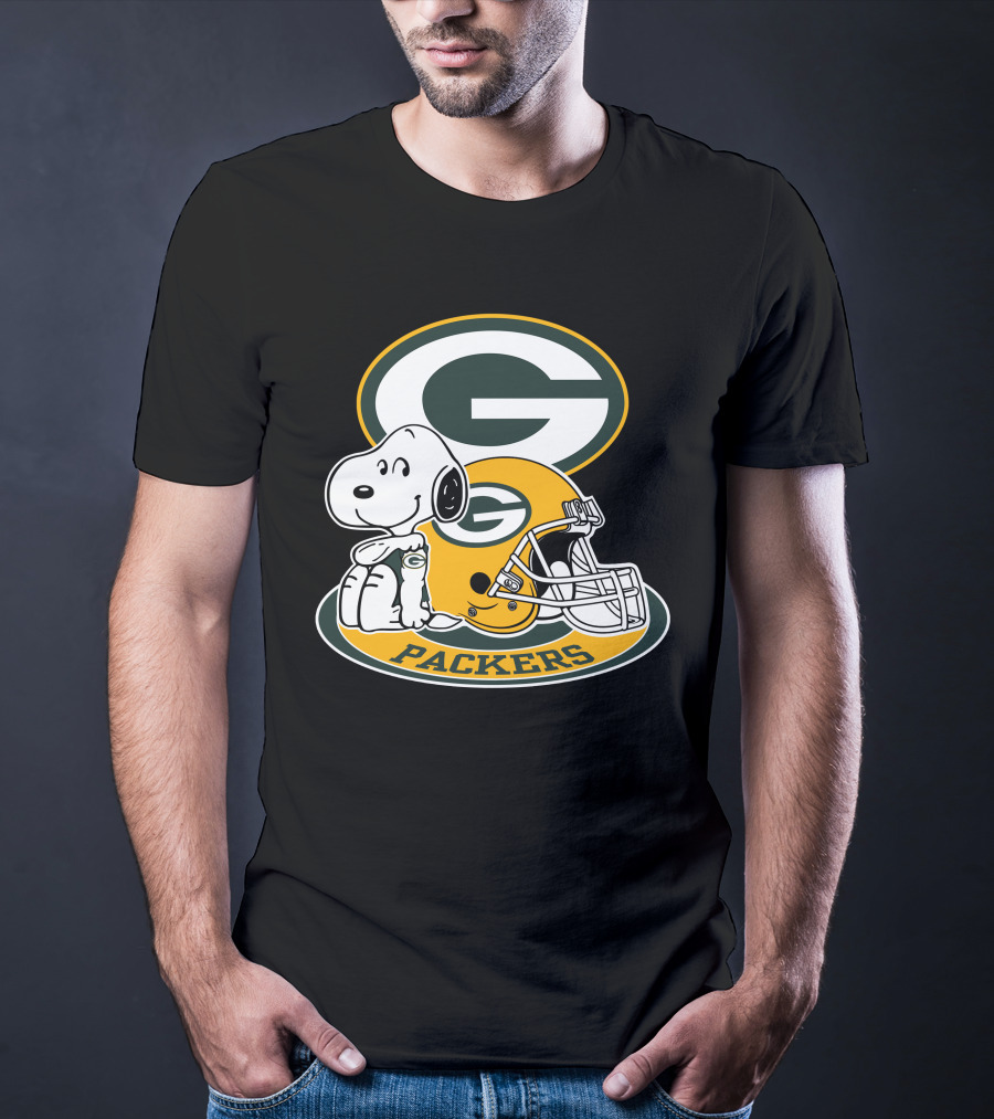 Green Bay Packers Snoopy Helmet T-Shirt