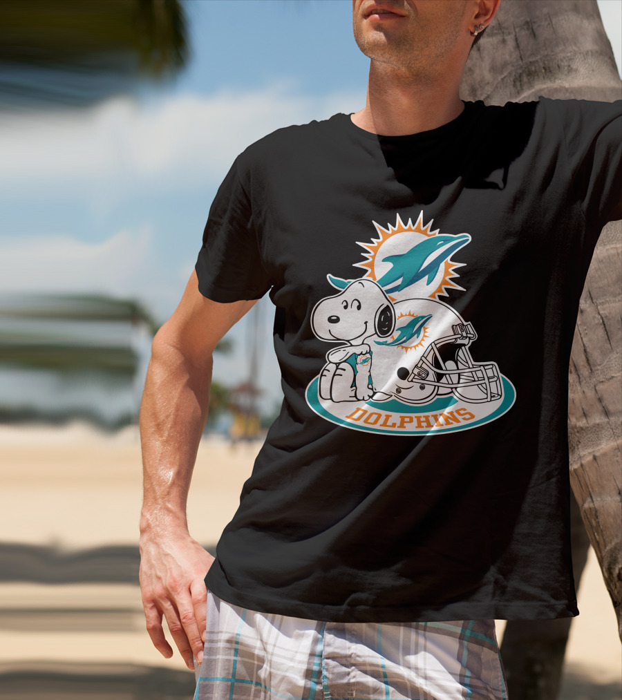 Miami Dolphins Snoopy Helmet Logo With Peanuts Character T-Shirt