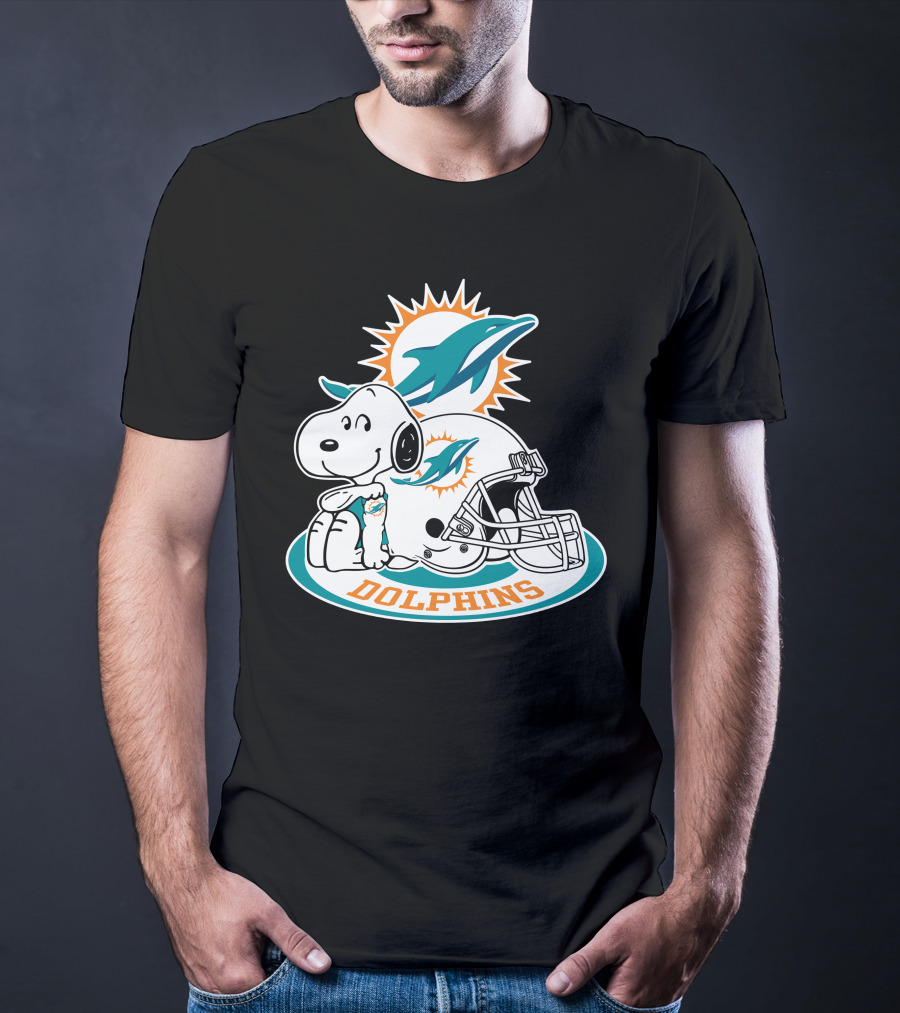 Miami Dolphins Snoopy Helmet Logo With Peanuts Character T-Shirt