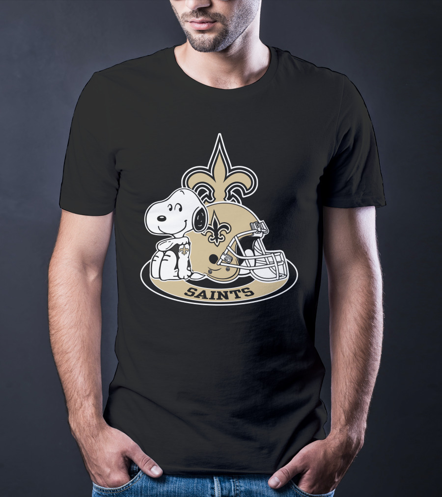Snoopy New Orleans Saints Football Helmet Fleur-De-Lis T-Shirt