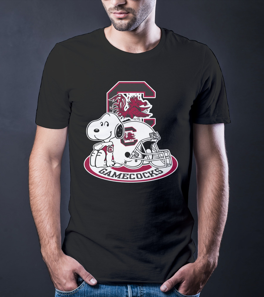 South Carolina Gamecocks Snoopy Football Helmet T-Shirt