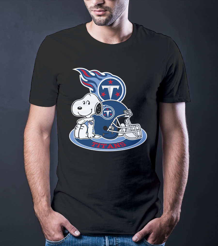 Tennessee Titans Snoopy Football Mascot T-Shirt