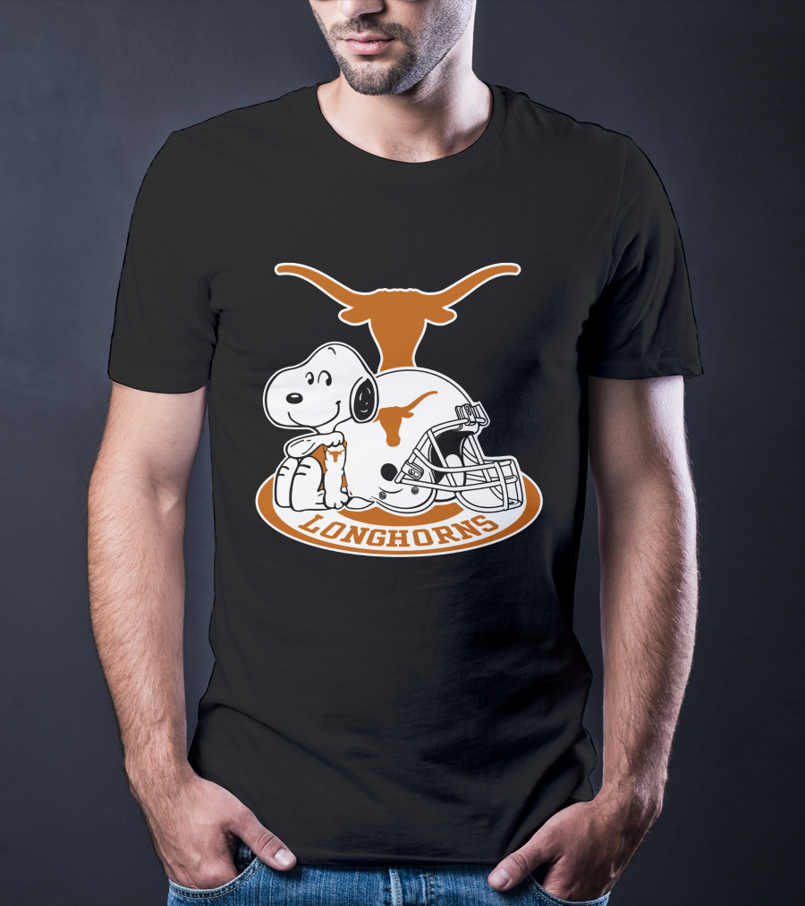 Texas Longhorns Snoopy Football Helmet T-Shirt