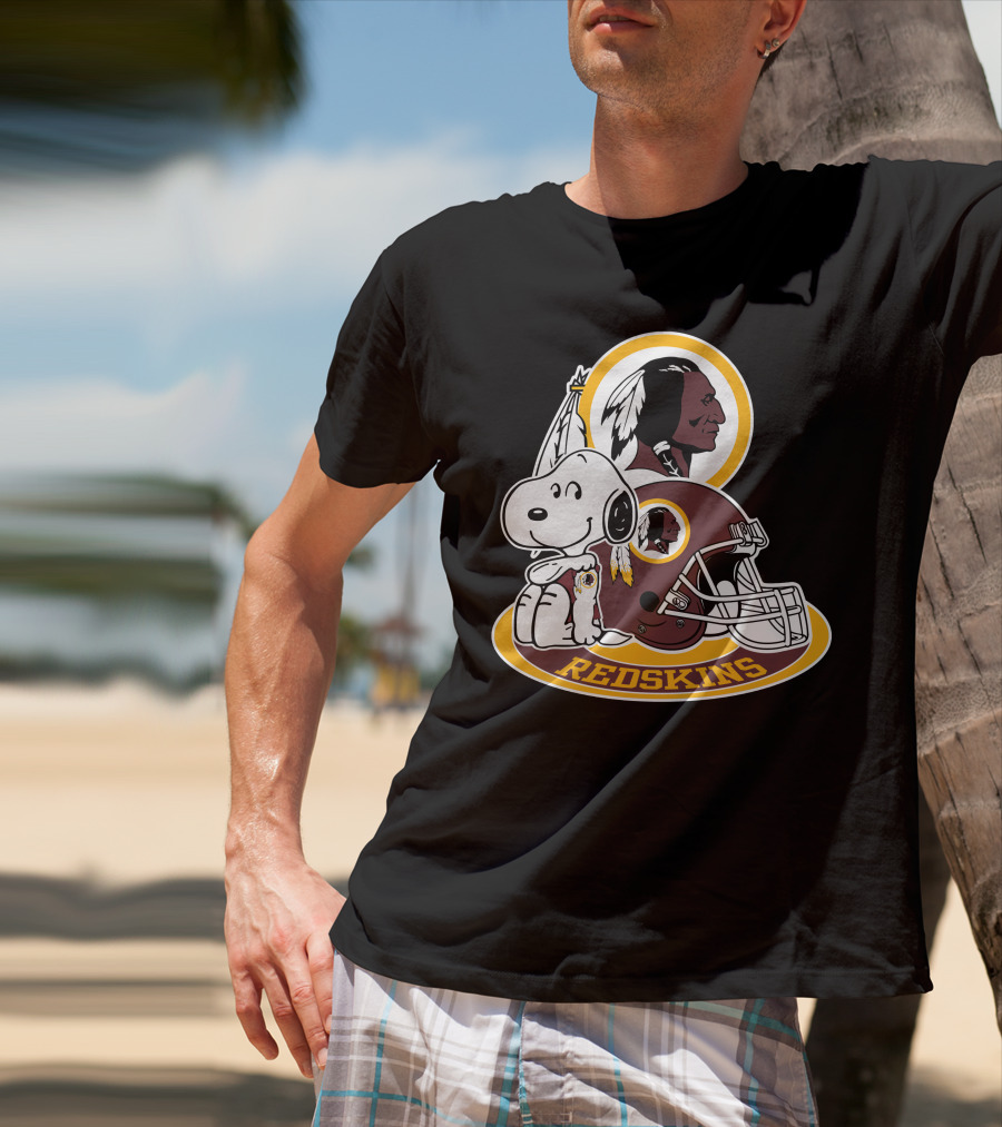 Washington Redskins Snoopy Football Helmet T-Shirt