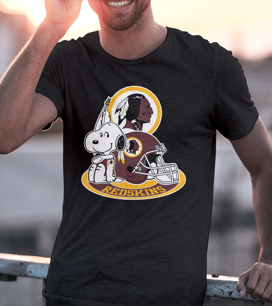 Washington Redskins Snoopy Football Helmet T-Shirt