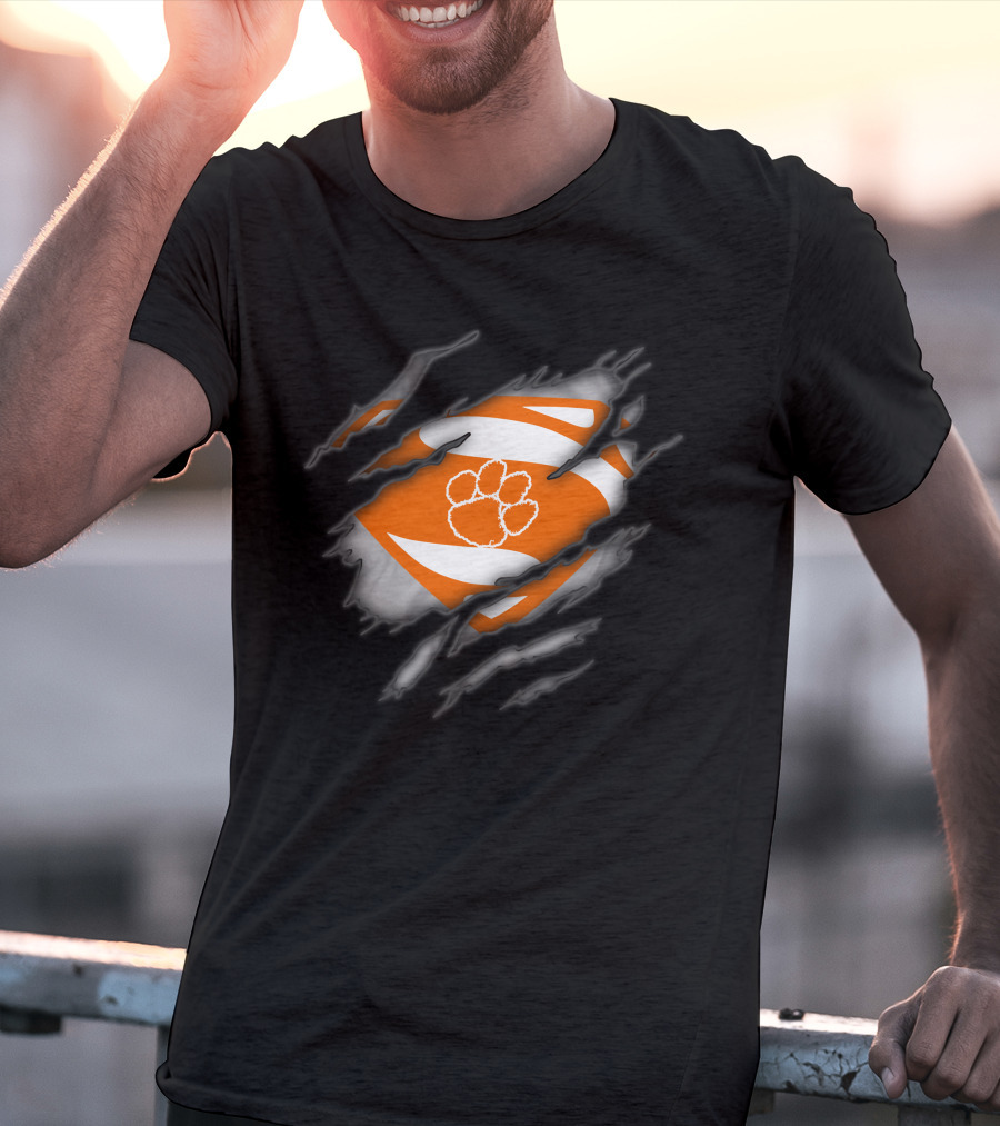 Clemson Tigers Logo Superman Ripped Chest T-Shirt