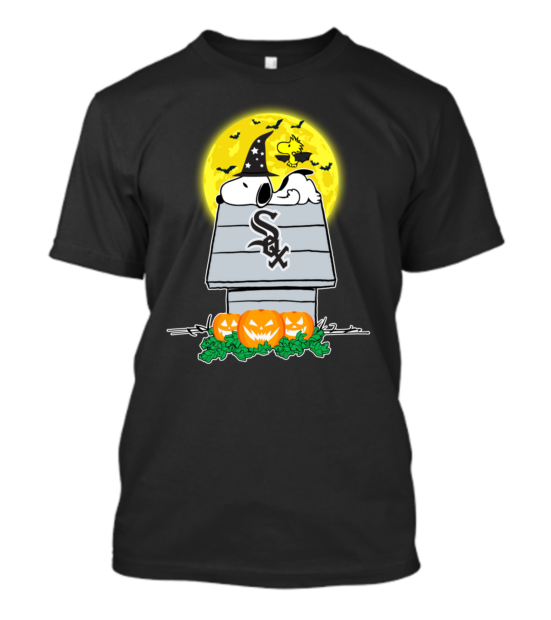 Chicago White Sox Snoopy Halloween Moon Pumpkins Woodstock House T-Shirt