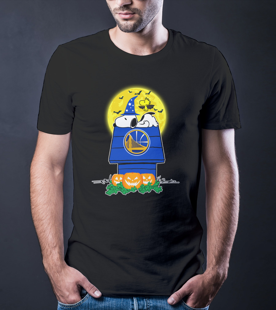 Golden State Warriors Snoopy Woodstock Halloween Pumpkins Moon T-Shirt