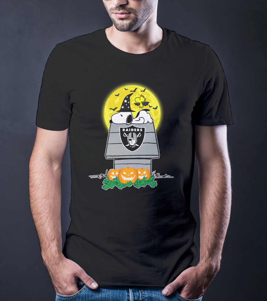 Las Vegas Raiders Snoopy Halloween Peanuts Pumpkin Patch Moon Scene T-Shirt