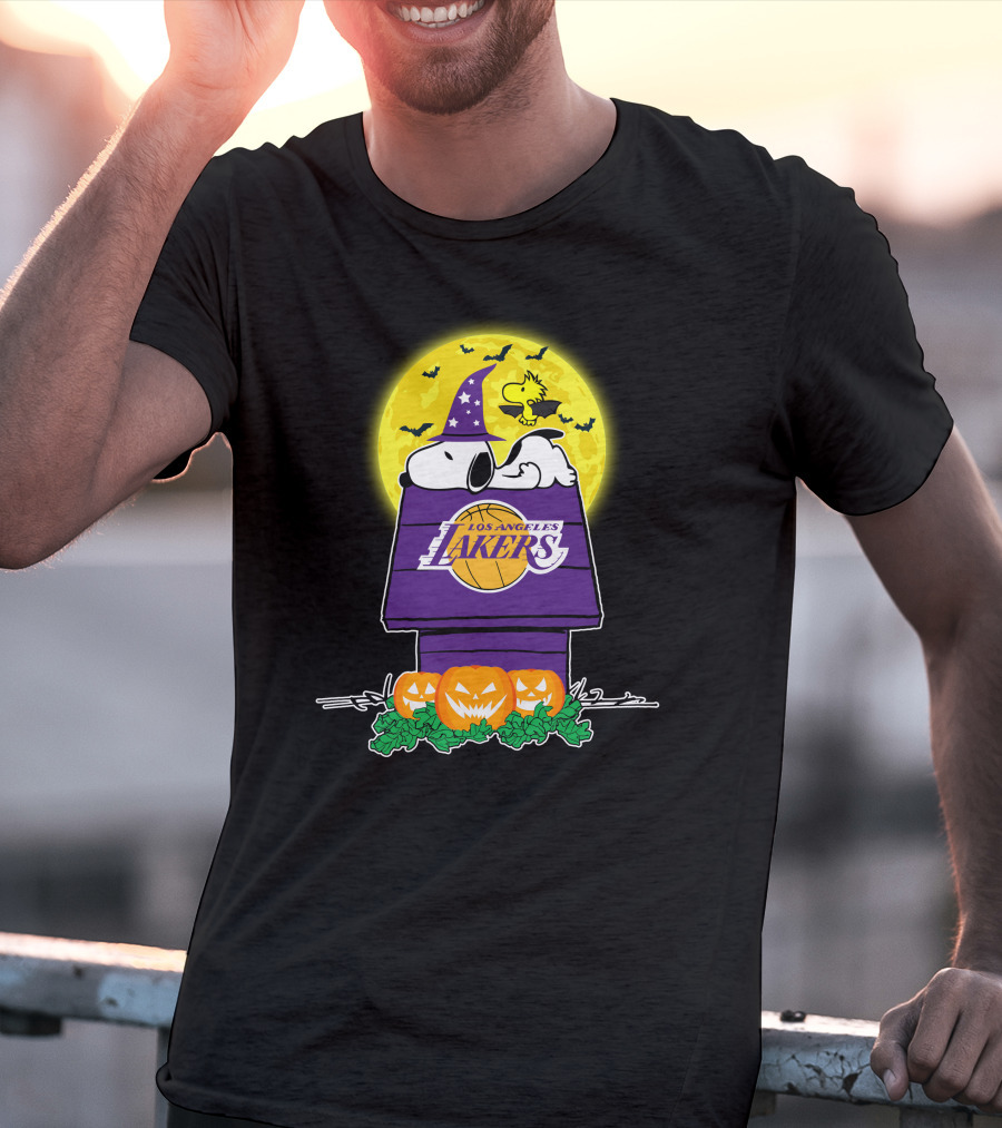 Los Angeles Lakers Snoopy Halloween Pumpkin Moon Bats T-Shirt