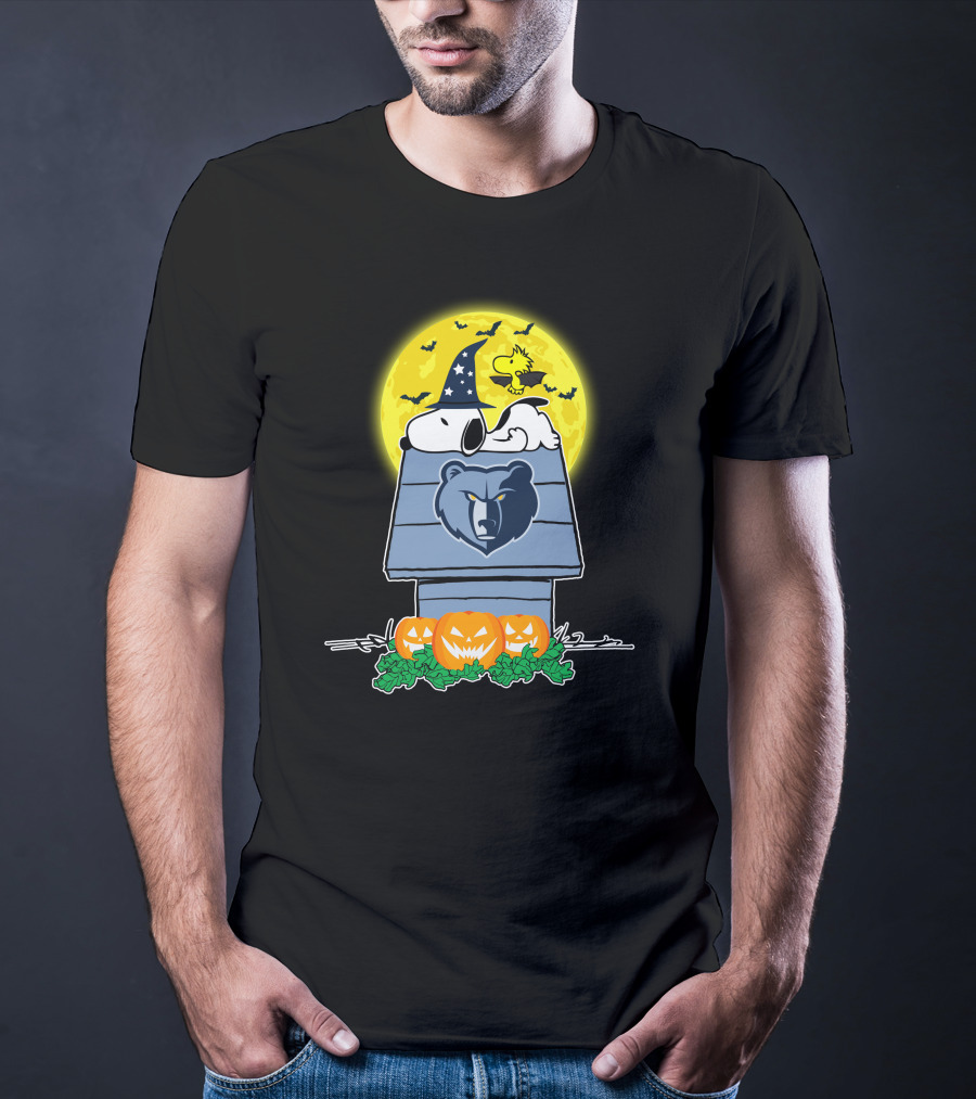 Snoopy And Woodstock Memphis Grizzlies Halloween Scene With Pumpkins T-Shirt