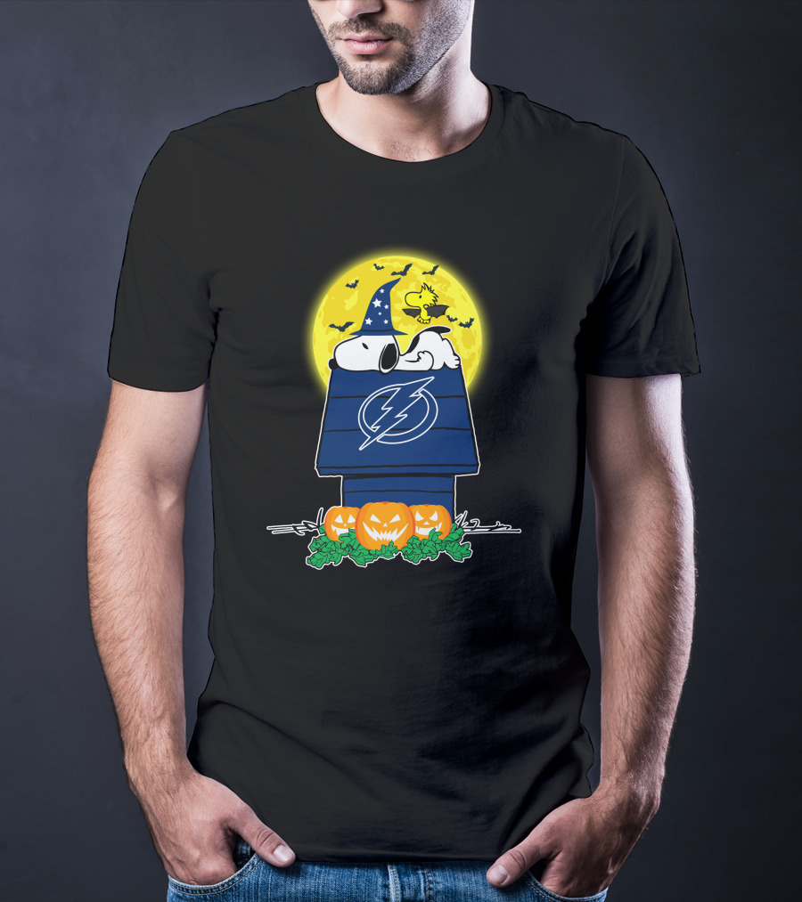 Tampa Bay Lightning Snoopy Halloween Moon Pumpkins Woodstock T-Shirt