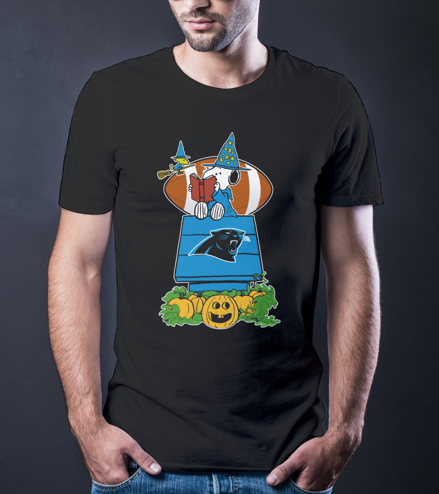 Carolina Panthers Snoopy Halloween Wizard Read Football Pumpkin Scene T-Shirt