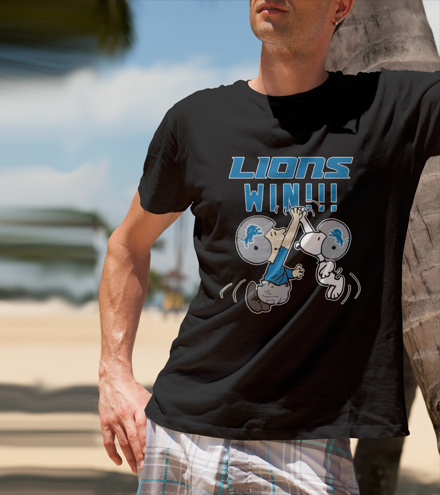 Detroit Lions Win Peanuts Helmet Celebration T-Shirt