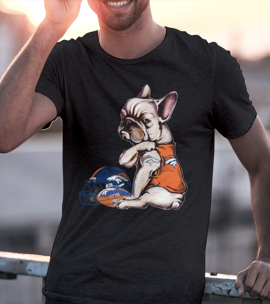Denver Broncos Pug With Helmet And Ball T-Shirt