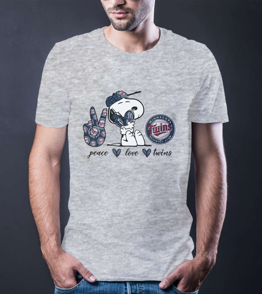 Peace Love Minnesota Twins Snoopy Baseball Club T-Shirt