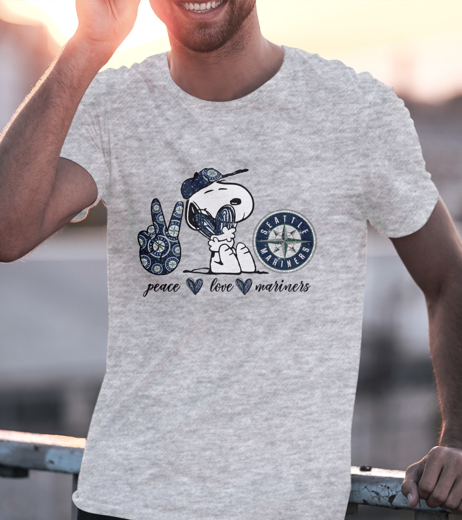 Peace Love Seattle Mariners Snoopy Fan Gear T-Shirt