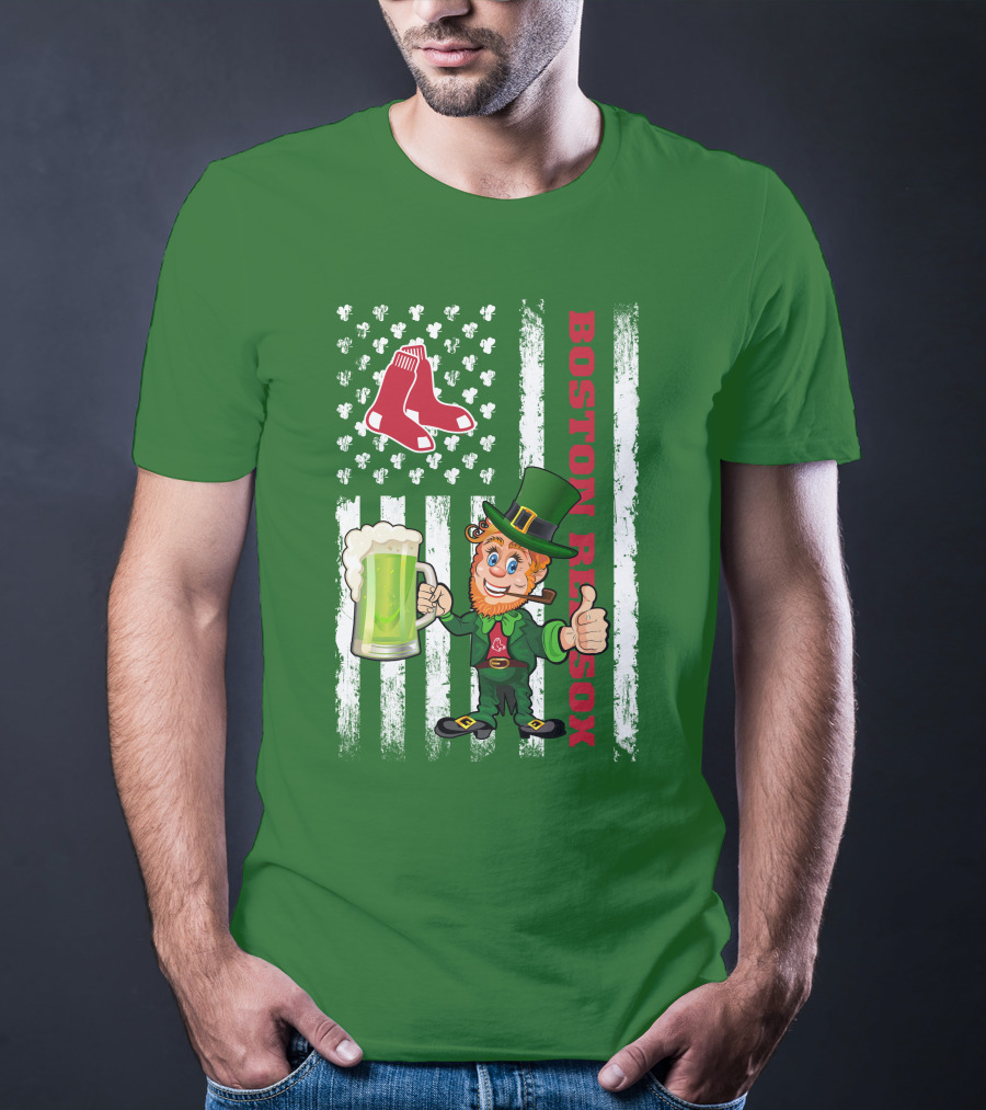 Boston Red Sox St Patrick's Day Leprechaun With Clover Flag And Beer Mug T-Shirt